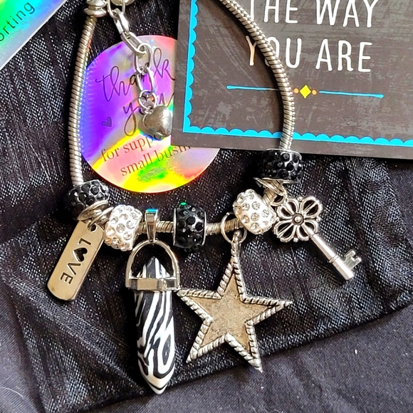 2 FOR 40 Bullet Pendant charms bracelets/necklaces - Picture 2 of 13